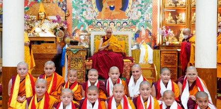 Phụ nữ trong Phật giáo – Khôi phục Lễ Thọ giới Tỳ Kheo Ni