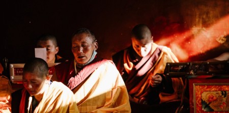 Giúp đỡ sau khi chết – Tạng Thư Sống Chết