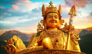 Hiểu Những Nền Tảng Cơ Bản Của Phật Giáo Tây Tạng – Về Một Số Những Danh Hiệu Phổ Biến – Lời Chào Trong Mật Thừa.