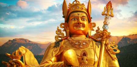 Hiểu Những Nền Tảng Cơ Bản Của Phật Giáo Tây Tạng – Về Một Số Những Danh Hiệu Phổ Biến – Lời Chào Trong Mật Thừa.