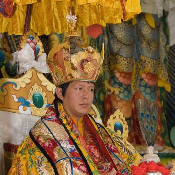 Tiểu sử ngắn Đức Dungse Lhuntrul Dechen Gyurme Rinpoche