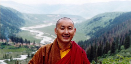 Cách Thức Đúng Đắn Để Lắng Nghe Giáo Pháp