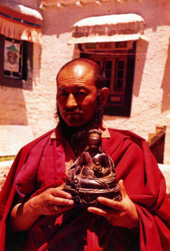 Để Pháp được thanh tịnh phải có chân Đạo sư